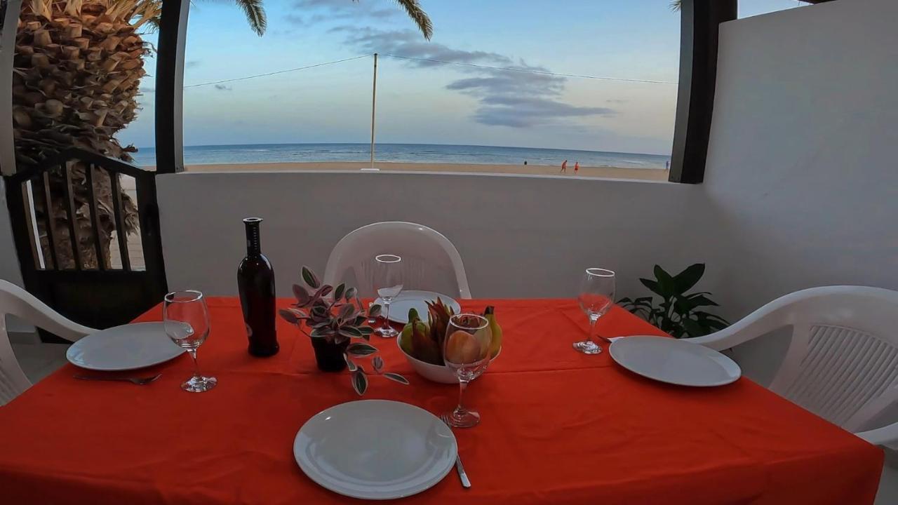 Apartamento Tierra, Primera Linea Mar Playa Honda  Exteriör bild